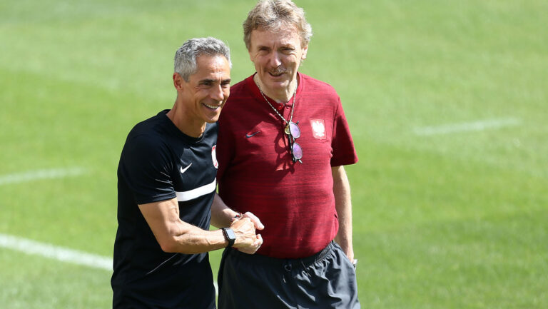 2021.06.22 Gdansk
Pilka nozna Trening Reprezentacji Polski
N/z Paulo Sousa Zbigniew Boniek
Foto Piotr Matusewicz / PressFocus

2021.06.22 Gdansk
Football training of the Polish national team
Paulo Sousa Zbigniew Boniek
Credit: Piotr Matusewicz / PressFocus