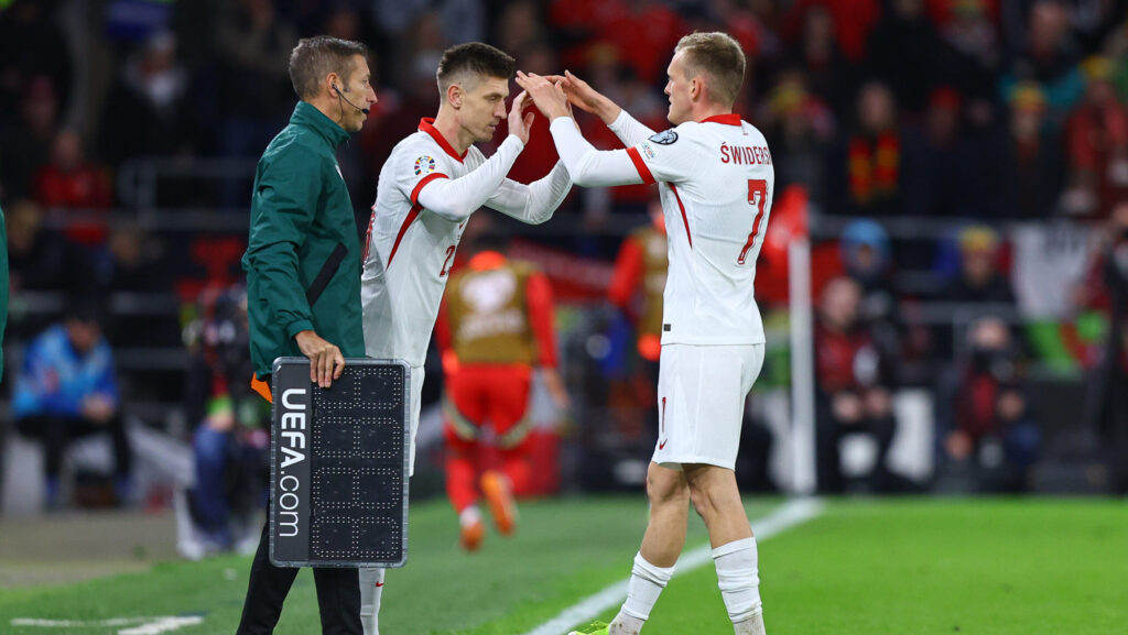 2024.03.26 Cardiff
Pilka nozna 
Kwalifikacje UEFA EURO 2024
Walia - Polska
N/z Krzysztof Piatek Karol Swiderski
Foto Pawel Andrachiewicz / PressFocus

2024.03.26 Cardiff
Football 
UEFA EURO 2024 European Qualifiers
Walia - Poland
Krzysztof Piatek Karol Swiderski
Credit: Pawel Andrachiewicz / PressFocus