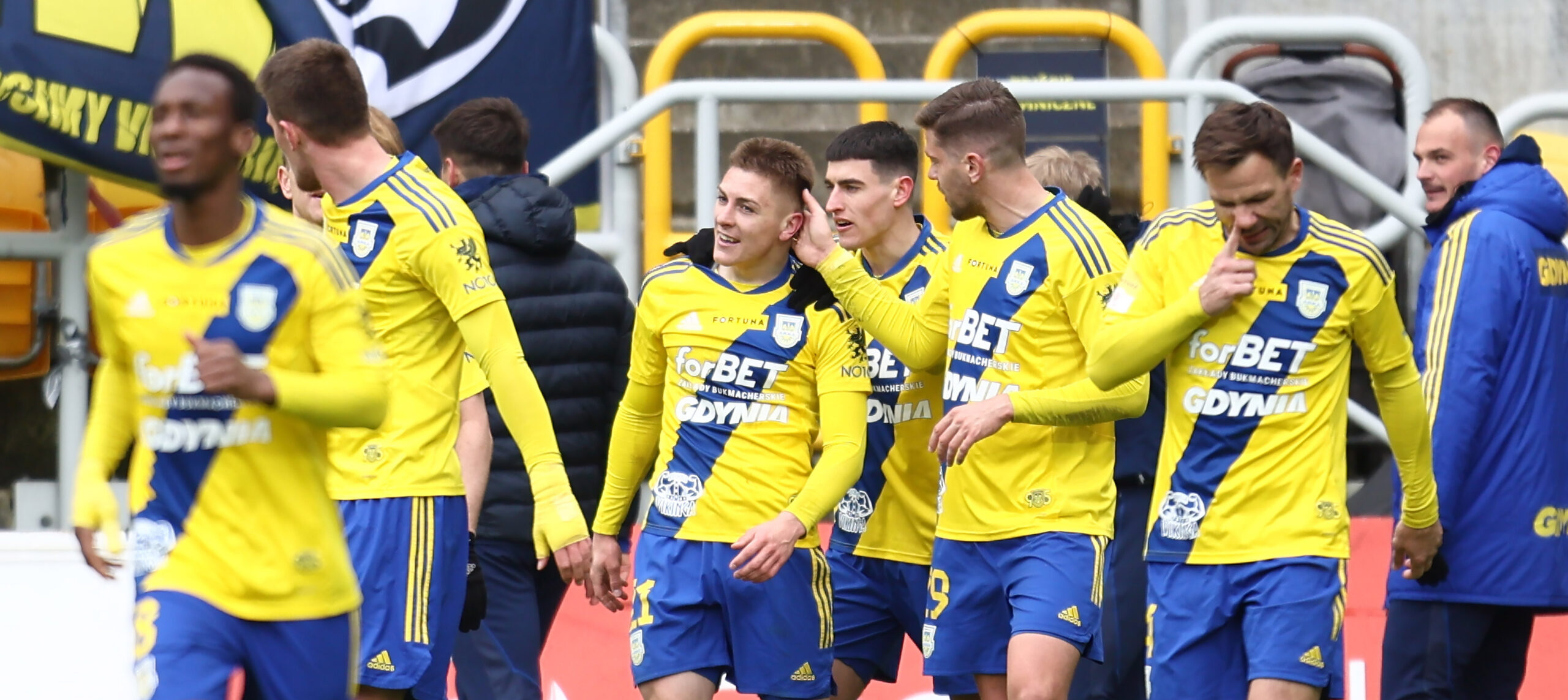 2024.04.21 Gdynia Pilka Nozna Fortuna 1 liga sezon 2023/2024 Mecz Arka Gdynia - Wisla Plock N/z Kacper Skora gol bramka radosc Foto Piotr Matusewicz / PressFocus

2024.04.21 Gdynia
Football Polish first division season 2023/2024
Arka Gdynia - Wisla Plock
Kacper Skora gol bramka radosc
Credit: Piotr Matusewicz / PressFocus