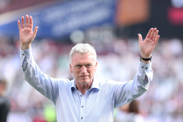 West Ham United manager David Moyes waves to the West Ham United fans after his last home game as manager the Premier League match between West Ham United and Luton Town at the London Stadium, Queen Elizabeth Olympic Park , London, England on 11 May 2024. Photo by Joshua Smith.
Editorial use only, license required for commercial use. No use in betting, games or a single club/league/player publications.//UKSPORTSPICS_UKSPORTS0271/Credit:Joshua Smith / UKSPORTS/SIPA/2405121020
2024.05.11 Londyn
Pilka nozna , liga angielska
West Ham United - Luton Town
Foto Joshua Smith/UKSPORTS/SIPA/PressFocus

!!! POLAND ONLY !!!