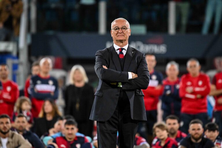 Celebrazione Claudio Ranieri Mister of Cagliari Calcio  during  Cagliari Calcio vs ACF Fiorentina, Italian soccer Serie A match in Cagliari, Italy, May 23 2024 (Photo by Luigi Canu/IPA Sport / ipa-agenc/IPA/Sipa USA)
2024.05.23 Cagliari
pilka nozna , liga wloska
Cagliari Calcio - ACF Fiorentina
Foto Luigi Canu/IPA Sport/ipa-agency.net/SIPA USA/PressFocus

!!! POLAND ONLY !!!