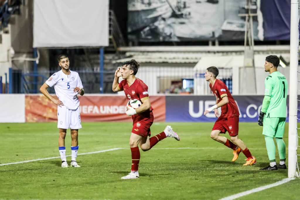 MIHAJLO CVETKOVIC of Serbia holds the ball after he scored the first goal for his team, equalizing the game 1-1, Larnaca, Cyprus, on May. 23, 2024. Cyprus U17 plays against Serbia U17 at Antonis Papadopoulos Stadium, during the Matchday 2 of Group A of UEFA UNDER-17 European Championship, where Serbia won 3-1 and qualified for the next round, while Cyprus was eliminated. (Photo by Kostas Pikoulas/Sipa USA).
2024.05.23 Larnaca
pilka nozna Mistrzostwa Europy U-17
Cypr U17 - Serbia U17
Foto Kostas Pikoulas/SIPA USA/PressFocus

!!! POLAND ONLY !!!