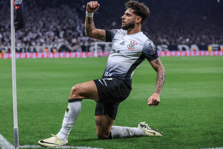 SP - SAO PAULO - 07/25/2024 - BRAZILIAN A 2024, CORINTHIANS x GREMIO - Corinthians player Yuri Alberto celebrates his goal during a match against Gremio at the Arena Corinthians stadium for the Brazilian A 2024 championship. Photo: Marcello Zambrana/AGIF (Photo by Marcello Zambrana/AGIF/Sipa USA)
2024.07.26 Sao Paulo
pilka nozna liga brazylijska
SC Corinthians Paulista - Gremio Porto Alegre
Foto Marcello Zambrana/AGIF/SIPA USA/PressFocus

!!! POLAND ONLY !!!