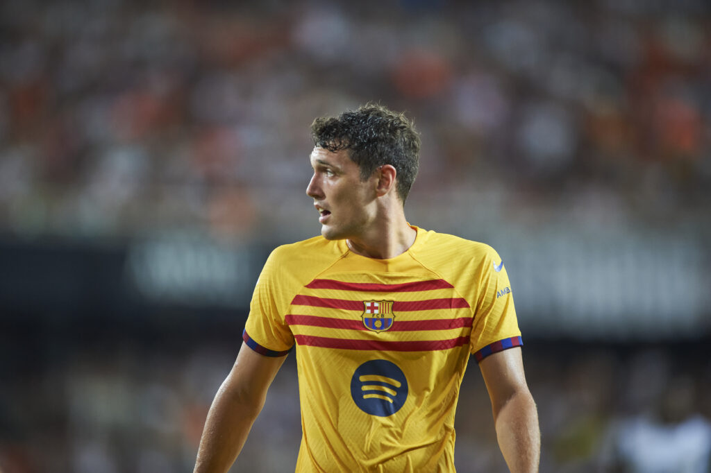 Andreas Christensen of FC Barcelona seen in action during the game between Valencia CF and FC Barcelona at Mestalla Stadium. Final score; Valencia CF 1: 2 FC Barcelona. (Photo by Vicente Vidal Fernandez / SOPA Images/Sipa USA)
2024.08.17 Valencia
pilka nozna liga hiszpanska
Valencia CF - FC Barcelona
Foto SOPA Images/SIPA USA/PressFocus

!!! POLAND ONLY !!!