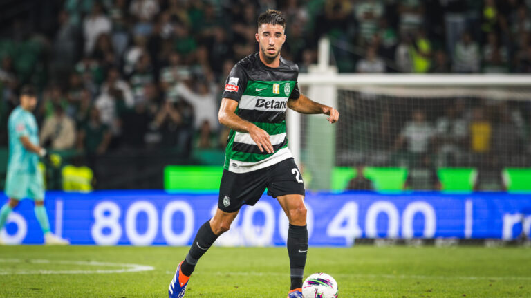 Goncalo Inacio of Sporting CP in action during the Liga Portugal Betclic match between Sporting CP and FC Porto at Estadio de Alvalade. (Final score: Sporting CP 2 - 0 FC Porto) (Photo by Henrique Casinhas / SOPA Images/Sipa USA)
2024.08.31 Lizbona
pilka nozna liga portugalska
Sporting CP - FC Porto
Foto SOPA Images/SIPA USA/PressFocus

!!! POLAND ONLY !!!