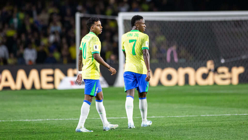 PR - CURITIBA - 09/06/2024 - 2026 WORLD CUP QUALIFIERS, BRAZIL x ECUADOR - Rodrygo and Vinicius Jr, Brazilian players during a match against Ecuador at the Couto Pereira stadium for the 2026 World Cup Qualifiers championship. Photo: Luis Garcia/AGIF (Photo by Luis Garcia/AGIF/Sipa USA)
2024.09.09 Kurytyba
pilka nozna eliminacje, kwalifikacje do Mistrzostw Swiata
Brazylia - Ekwador
Foto Luis Garcia/AGIF/SIPA USA/PressFocus

!!! POLAND ONLY !!!