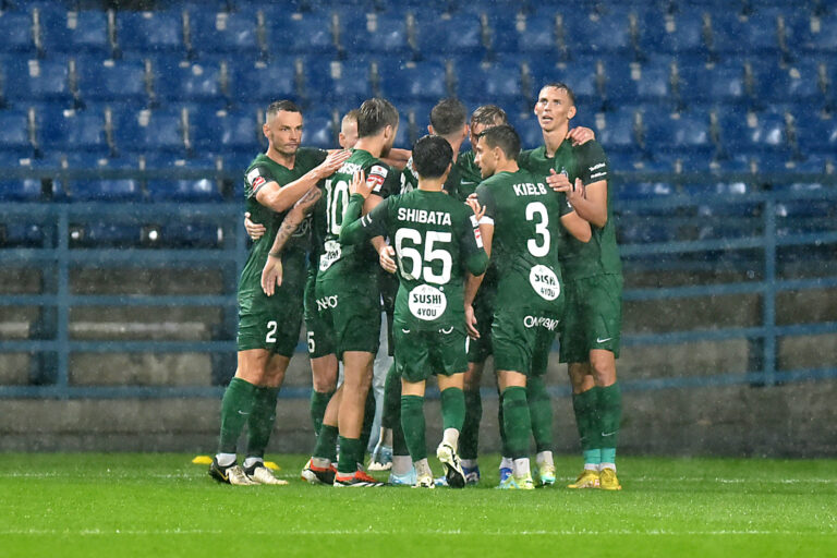 2024.09.13 Krakow
Pilka nozna, Betclic I liga, sezon 2024/2025
Wisla Krakow - Warta Poznan
N/z Pilkarze Warty, radosc po bramce na 0-1, gol, bramka
Foto Krzysztof Porebski / PressFocus

2024.09.13 Krakow
Football, Polish first league - second level, 2024/25 season
Wisla Krakow - Warta Poznan
Pilkarze Warty, radosc po bramce na 0-1, gol, bramka
Credit: Krzysztof Porebski / PressFocus