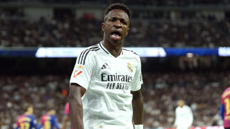 Vinicius Junior of Real Madrid CF during the La Liga EA Sports match between Real Madrid and FC Barcelona played at Santiago Bernabeu Stadium on October 26, 2024 in Madrid, Spain. (Photo by Cesar Cebolla / PRESSINPHOTO)
2024.10.26 Madryt
pilka nozna liga hiszpanska
Real Madryt - FC Barcelona
Foto Cesar Cebolla/PRESSINPHOTO/SIPA USA/PressFocus

!!! POLAND ONLY !!!