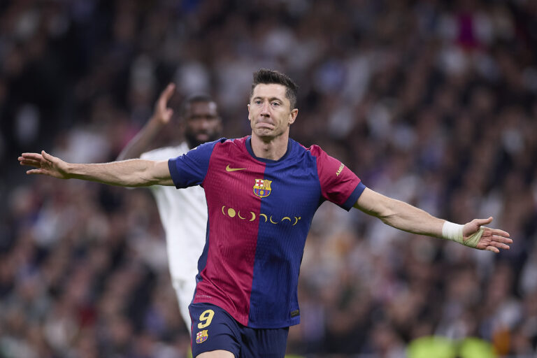 Robert Lewandowski of FC Barcelona celebrates a goal during the 2024/2025 La Liga EA Sports week 11 football match between Real Madrid CF and FC Barcelona at Santiago Bernabeu stadium. Final score: Real Madrid CF 0 : 4 FC Barcelona (Photo by Federico Titone / SOPA Images/Sipa USA)
2024.10.26 Madryt
pilka nozna liga hiszpanska
Real Madryt - FC Barcelona
Foto Federico Titone/SOPA Images/SIPA USA/PressFocus

!!! POLAND ONLY !!!