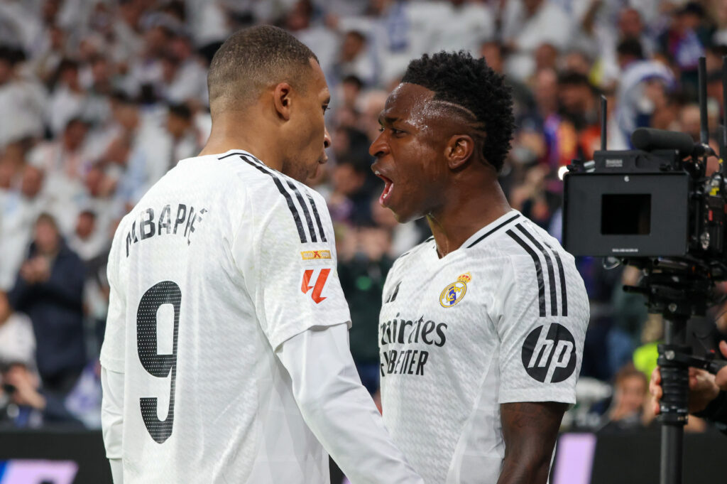 Kylian Mbappe (L) and Vinicius Jr (R) celebrate a goal, later disallowed, during the Liga match between Real Madrid and FC Barcelona at the Santiago Bernabeu Stadium. Real Madrid had a score of 0 goals a 4 against FC Barcelona at the Estadio Santiago Bernabeu in a new year in the LA Spanish Football League. (Photo by David Canales / SOPA Images/Sipa USA)
2024.10.26 Madryt
pilka nozna liga hiszpanska
Real Madryt - FC Barcelona
Foto David Canales/SOPA Images/SIPA USA/PressFocus

!!! POLAND ONLY !!!