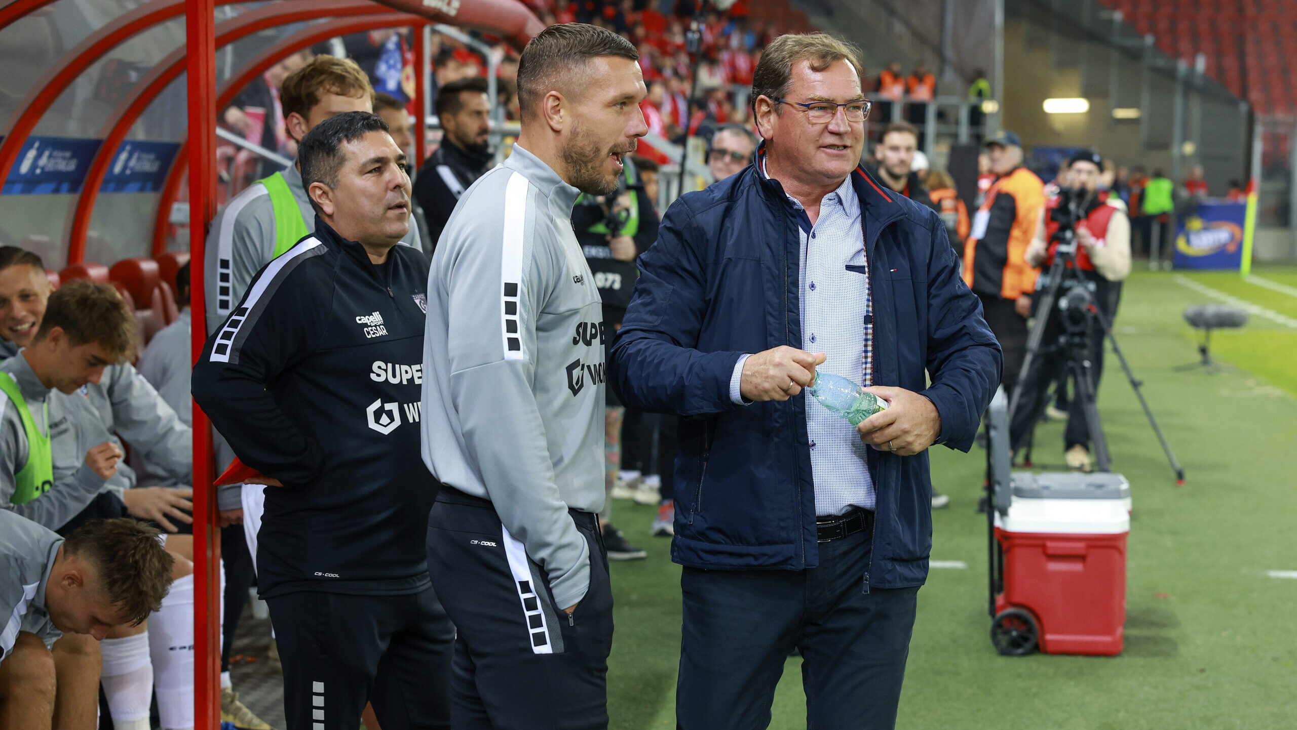 2024.10.27 Lodz
pilka nozna PKO Ekstraklasa sezon 2024/2025 
Widzew Lodz - Gornik Zabrze
N/z Jan Urban Lukas Podolski
Foto Artur Kraszewski / PressFocus 

2024.09.21 Lodz 
Football - Polish PKO Ekstraklasa season 2024/2025 
Widzew Lodz - Gornik Zabrze
Jan Urban Lukas Podolski
Credit: Artur Kraszewski / PressFocus