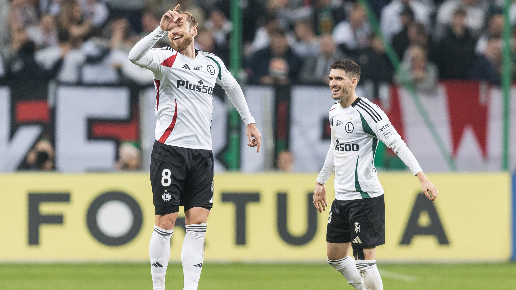 2024.10.27 Warszawa
pilka nozna PKO Ekstraklasa sezon 2024/2025
Legia Warszawa - GKS Katowice
N/z Rafal Augustyniak (Legia), Ruben Vinagre (Legia), radosc
Foto Tomasz Jastrzebowski / Foto Olimpik / PressFocus

2024.10.27 Warszawa
Football - Polish PKO Ekstraklasa season 2024/2025
Legia Warszawa - GKS Katowice
Rafal Augustyniak (Legia), Ruben Vinagre (Legia), radosc
Credit: Tomasz Jastrzebowski / Foto Olimpik / PressFocus