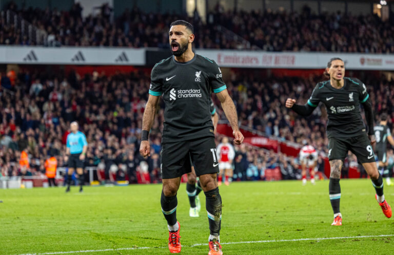 (241028) -- LONDON, Oct. 28, 2024 (Xinhua) -- Liverpool&#039;s Mohamed Salah celebrates after scoring his side&#039;s second equalising goal during the English Premier League football match between Arsenal and Liverpool in London, Britain, on Oct. 27, 2024. (Xinhua)

FOR EDITORIAL USE ONLY. NOT FOR SALE FOR MARKETING OR ADVERTISING CAMPAIGNS. NO USE WITH UNAUTHORIZED AUDIO, VIDEO, DATA, FIXTURE LISTS, CLUB/LEAGUE LOGOS OR &quot;LIVE&quot; SERVICES. ONLINE IN-MATCH USE LIMITED TO 45 IMAGES, NO VIDEO EMULATION. NO USE IN BETTING, GAMES OR SINGLE CLUB/LEAGUE/PLAYER PUBLICATIONS. (Xinhua)

2024.10.27 Londyn
pilka nozna liga angielska
Arsenal Londyn - FC Liverpool
Foto Li Ying/Xinhua/PressFocus

!!! POLAND ONLY !!!