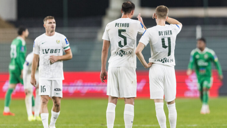 2024.10.29 Radom
pilka nozna Puchar Polski sezon 2024/2025
Radomiak Radom - Slask Wroclaw
N/z Peter Pokorny (Slask), Alex Petkov (Slask), Lukasz Bejger (Slask)
Foto Tomasz Jastrzebowski / Foto Olimpik / PressFocus

2024.10.29 Radom
Football - Polish FA Cup season 2024/2025
Radomiak Radom - Slask Wroclaw
Peter Pokorny (Slask), Alex Petkov (Slask), Lukasz Bejger (Slask)
Credit: Tomasz Jastrzebowski / Foto Olimpik / PressFocus