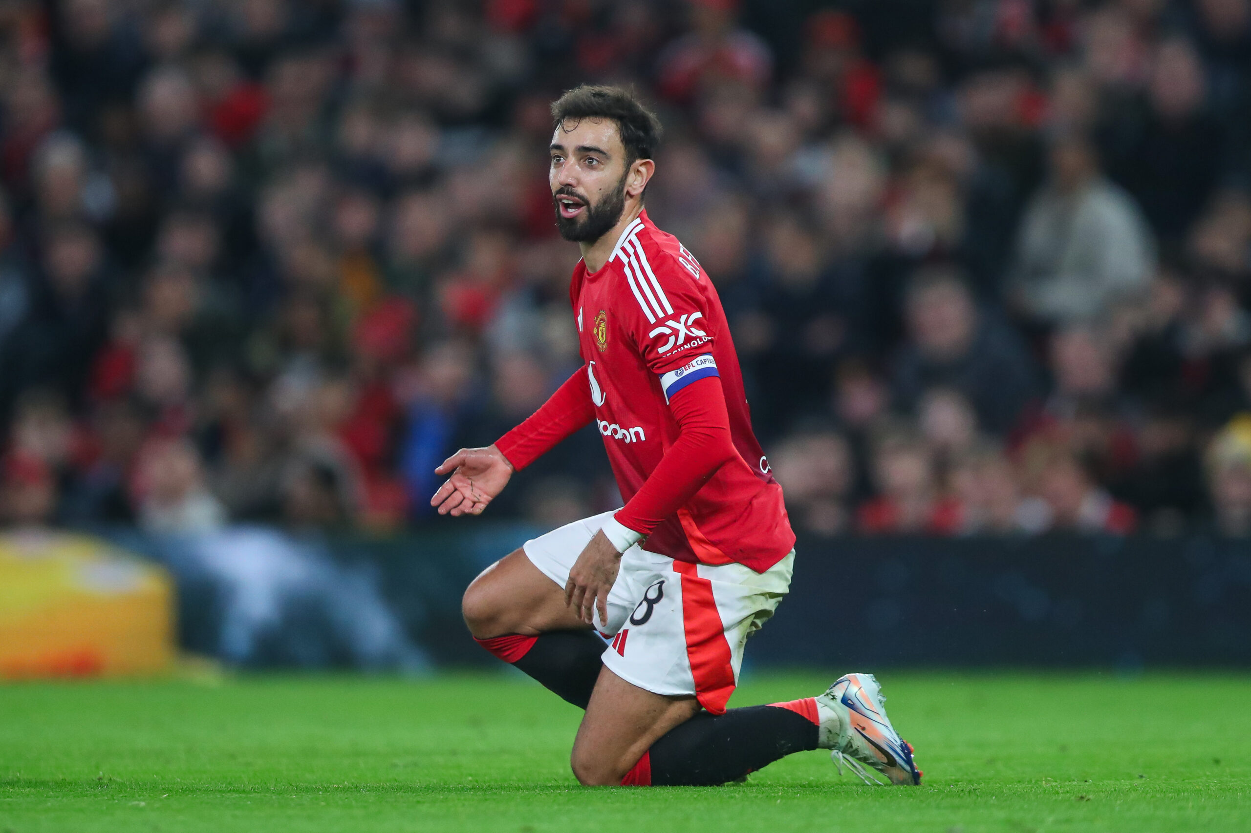 Bruno Fernandes of Manchester United reacts to a decision during the Carabao Cup Last 16 match Manchester United vs Leicester City at Old Trafford, Manchester, United Kingdom, 30th October 2024

(Photo by Gareth Evans/News Images) in ,  on 10/30/2024. (Photo by Gareth Evans/News Images/Sipa USA)
2024.10.30 Manchester
pilka nozna Puchar Ligi Angielskiej
Manchester United - Leicester City
Foto Gareth Evans/News Images/SIPA USA/PressFocus

!!! POLAND ONLY !!!