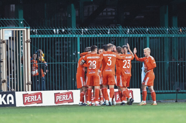 2024.11.02 Leczna Pilka Nozna Betclic 1 liga sezon 2024/2025 Mecz Gornik Leczna - Bruk-Bet Termalica Nieciecza N/z Pilkarze Termalici radosc celebration celebracja  Foto Kacper Pacocha / PressFocus

2024.11.02 Leczna
Football Polish first division season 2024/2025
Gornik Leczna - Bruk-Bet Termalica Nieciecza

Credit: Kacper Pacocha / PressFocus