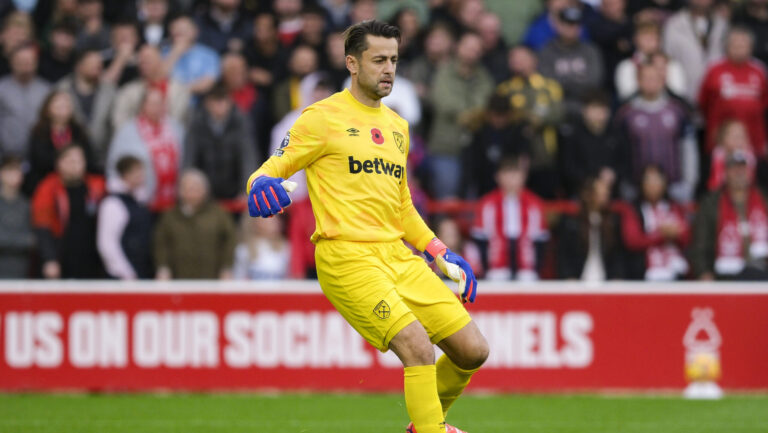 City Ground Stadium NOTTINGHAM, ENGLAND - NOVEMBER 02: Goalkeeper Lukasz Fabianski of West Ham controls the ball during the Premier League 2024/25 Matchweek 10 match between Nottingham Forest and West Ham United at The City Ground Stadium, on November 02, 2024 in Nottingham, England.  (Paul Bonser/SPP) (Photo by Paul Bonser/SPP/Sipa USA)
2024.11.02 Nottingham
pilka nozna liga angielska
Nottingham Forest - West Ham United
Foto Paul Bonser/SPP/SIPA USA/PressFocus

!!! POLAND ONLY !!!