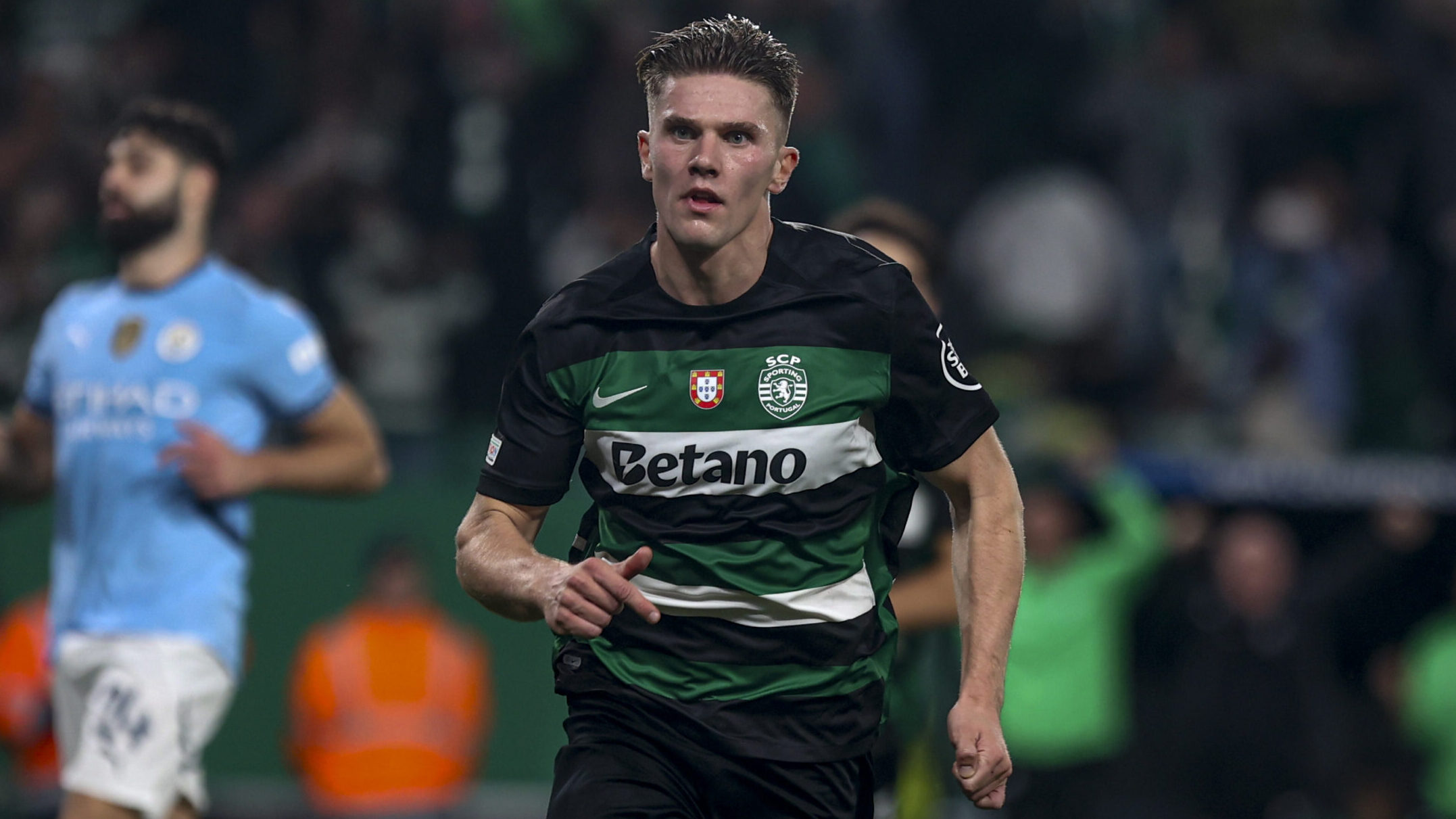 Viktor Gyokeres forward of Sporting CP celebrates after scoring a goal during the UEFA Champions League 2024/25 League Phase MD4 match between Sporting Clube de Portugal and Manchester City at Estadio Jose Alvalade on November 05, 2024 in Lisbon, Portugal.  UEFA Champions League - Sporting CP vs Manchester City (Valter Gouveia/SPP) (Photo by Valter Gouveia/SPP/Sipa USA)
2024.11.05 Lizbona
pilka nozna  liga mistrzow
Sporting Lizbona - Manchester City
Foto Valter Gouveia/SPP/SIPA USA/PressFocus

!!! POLAND ONLY !!!