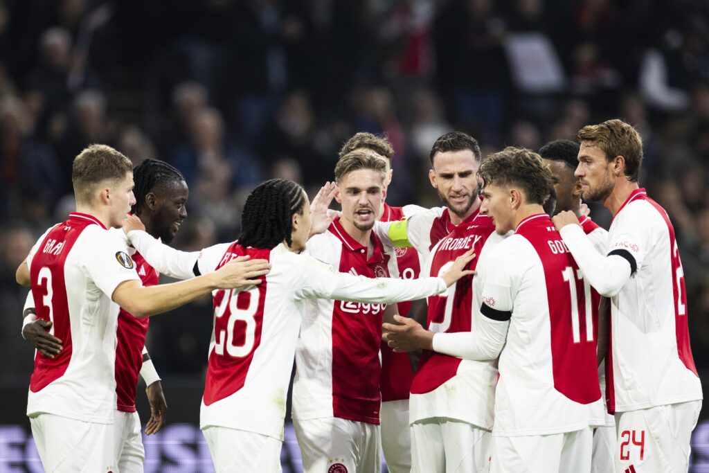 11/7/2024 - AMSTERDAM - (l-r) Anton Gaaei of Ajax, Bertrand Traore of Ajax, Kian Fitz-Jim of Ajax, Kenneth Taylor of Ajax, Brian Brobbey of Ajax, Branco van den Boomen of Ajax, Mika Godts of Ajax, Daniele Rugani of Ajax celebrate the 2-0 during the UEFA Europa League match between AFC Ajax Amsterdam and Maccabi Tel-Aviv at the Johan Cruijff ArenA on Nov. 7, 2024 in Amsterdam, Netherlands. ANP ROBIN VAN LONKHUIJSEN /ANP/Sipa USA
2024.11.07 Amsterdam
pilka nozna liga Europy
Ajax Amsterdam - Maccabi Tel-Aviv
Foto ANP/SIPA USA/PressFocus

!!! POLAND ONLY !!!