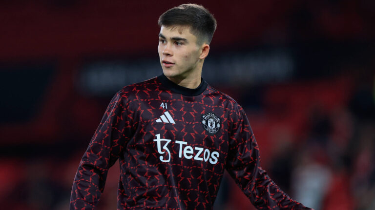 Manchester United, ManU v PAOK Salonica Europa League 07/11/2024. Harry Amass 41 of Manchester United during the warm-up ahead of the Europa League match between Manchester United and PAOK Salonica at Old Trafford, Manchester, England on 7 November 2024. Manchester Old Trafford Greater Manchester England Editorial use only , Copyright: xConorxMolloyx PSI-20778-0008
2024.11.07 Manchester
pilka nozna liga europy
Manchester United - PAOK Saloniki
Foto IMAGO/PressFocus

!!! POLAND ONLY !!!