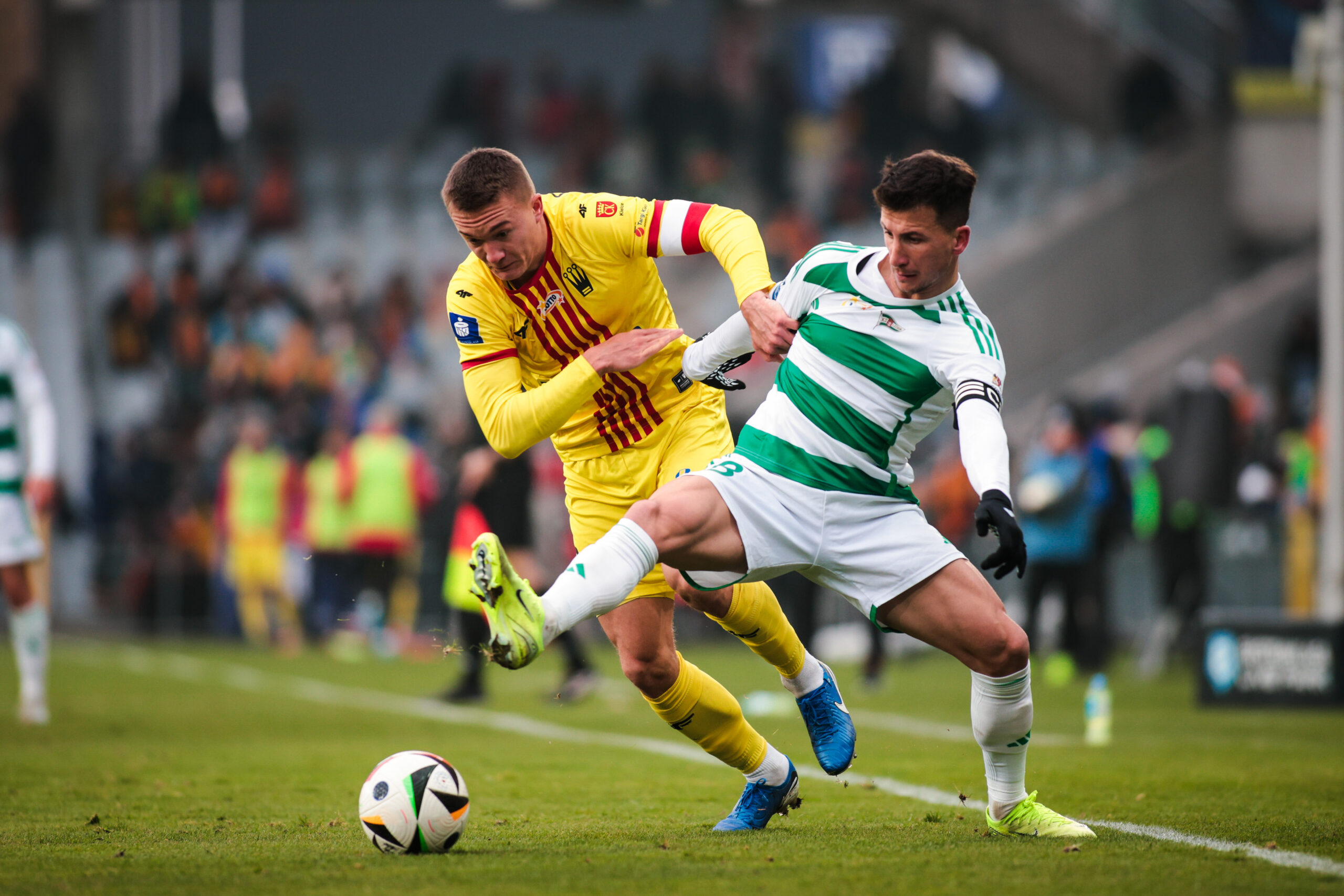 2024.11.09 Kielce
Pilka nozna PKO Ekstraklasa 2024/2025
Korona Kielce - Lechia Gdansk
N/z Marcel Pieczek Rifet Kapic
Foto Marta Badowska / PressFocus

2024.11.09 Kielce
Football Polish PKO Ekstraklasa Season 2024/2025
Marcel Pieczek Rifet Kapic
Credit: Marta Badowska / PressFocus