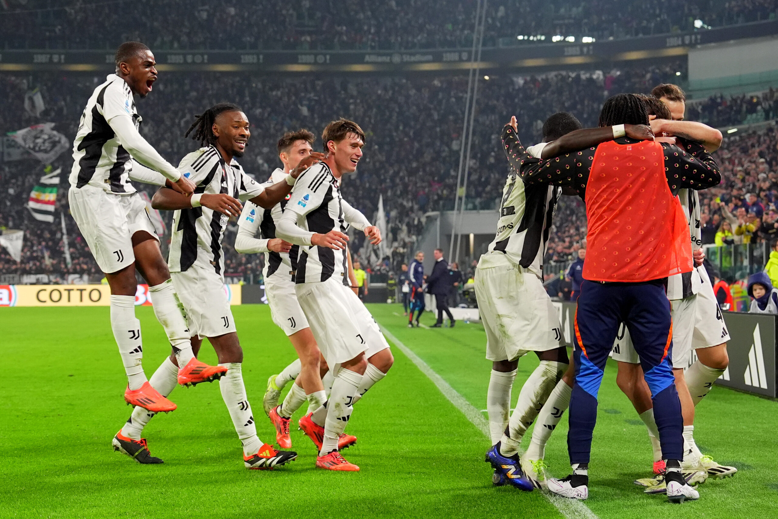 Juventus&#039; Kenan Yildiz  celebrates after scoring 2-0  during  the Serie A soccer match between Juventus and Torino at Allianz Stadium in Turin , North Italy - Saturday , November 09 , 2024. Sport - Soccer . (Photo by Spada/Lapresse) (Photo by Spada/LaPresse/Sipa USA)
2024.11.09 Turyn
pilka nozna liga wloska
Juventus Turyn - Torino FC
Foto Spada/LaPresse/SIPA USA/PressFocus

!!! POLAND ONLY !!!