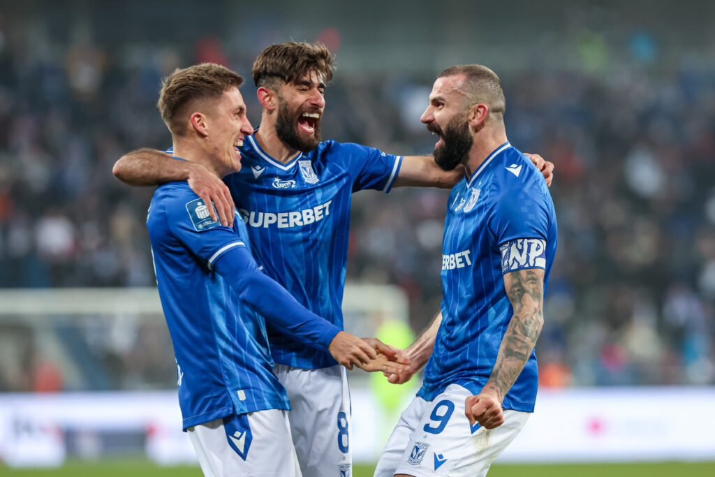 2024.11.10 Poznan
Pilka nozna Ekstraklasa sezon 2024/2025
Lech Poznan -  Legia Warszawa
N/z Mikael Ishak gol radosc bramka Joel Pereira Ali Gholizadeh
Foto Pawel Jaskolka / PressFocus

2024.11.10 Poznan
Football Polish Ekstraklasa season 2024/2025
Lech Poznan - Legia Warszawa
Credit: Pawel Jaskolka / PressFocus