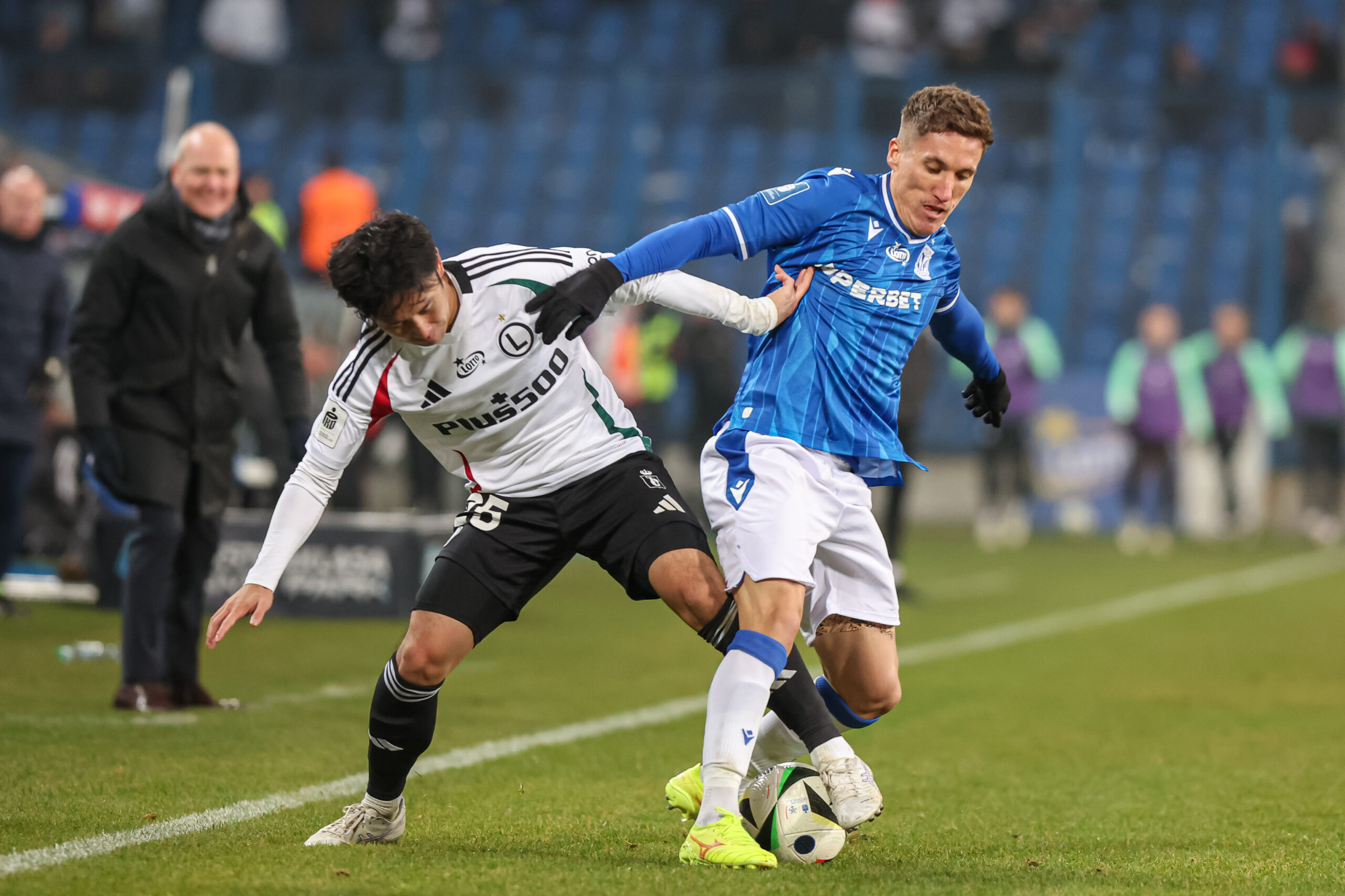 2024.11.10 Poznan
Pilka nozna Ekstraklasa sezon 2024/2025
Lech Poznan - Legia Warszawa
N/z Ryoya Morishita Joel Pereira
Foto Pawel Jaskolka / PressFocus
2024.11.10 Poznan
Football Polish Ekstraklasa season 2024/2025
Lech Poznan - Legia Warszawa
Credit: Pawel Jaskolka / PressFocus