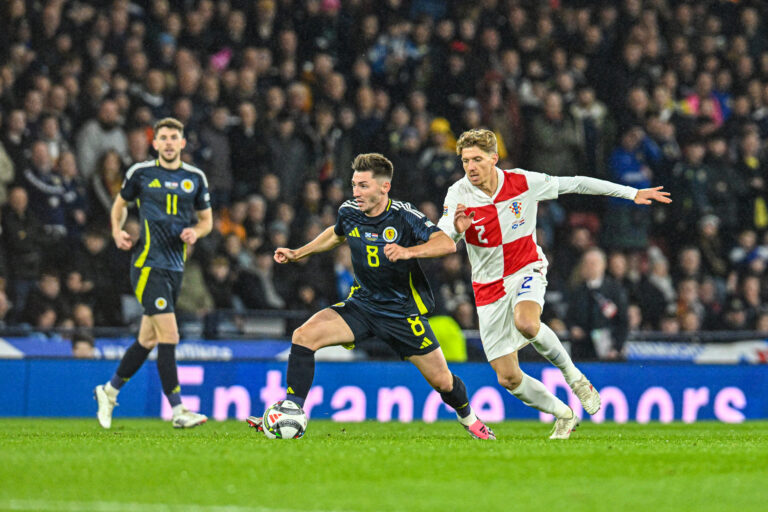 Billy Gilmour of Scotland and Kristijan Jakic of Croatia during the UEFA Nations League Group A match at Hampden Park, Glasgow
Picture by Jamie Johnston/Focus Images Ltd 07714373795
15/11/2024

15.11.2024 Glasgow
pilka nozna liga narodow
Szkocja - Chorwacja
Foto Jamie Johnston  / Focus Images / MB Media / PressFocus 
POLAND ONLY!!