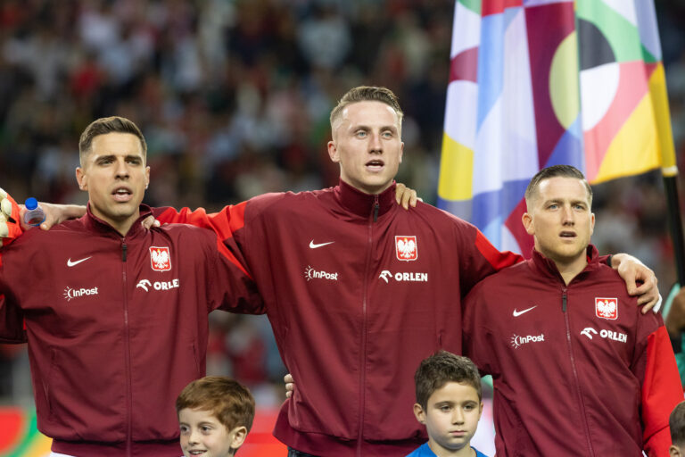 2024.11.15 Porto
pilka nozna UEFA Liga Narodow
Portugalia - Polska
N/z Jan Bednarek, Marcin Bulka, Piotr Zielinski
Foto Marcin Karczewski / PressFocus

2024.11.15 Porto
Football - UEFA Nations League
Portugal - Poland
Jan Bednarek, Marcin Bulka, Piotr Zielinski
Credit: Marcin Karczewski / PressFocus