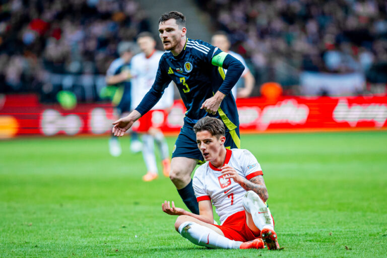 2024.11.18 Warszawa
pilka nozna UEFA Liga Narodow
Polska - Szkocja
N/z Kacper Urbanski Andy Robertson
Foto Mateusz Porzucek PressFocus

2024.11.18 Warszawa
Football - UEFA Nations League Warsaw Poland Scotland
Polska - Szkocja
Kacper Urbanski Andy Robertson
Credit: Mateusz Porzucek PressFocus