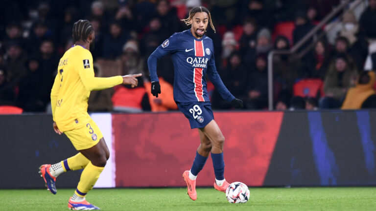 29 Bradley BARCOLA (psg) during the Ligue 1 McDonald&#039;s match between PSG and Toulouse at Parc des Princes on November 22, 2024 in Paris, France. (Photo by Philippe Lecoeur/FEP/Icon Sport/Sipa USA)
2024.11.22 Paryz
pilka nozna liga francuska
Paris Saint-Germain - Toulouse FC
Foto Philippe Lecoeur/FEP/Icon Sport/SIPA USA/PressFocus

!!! POLAND ONLY !!!