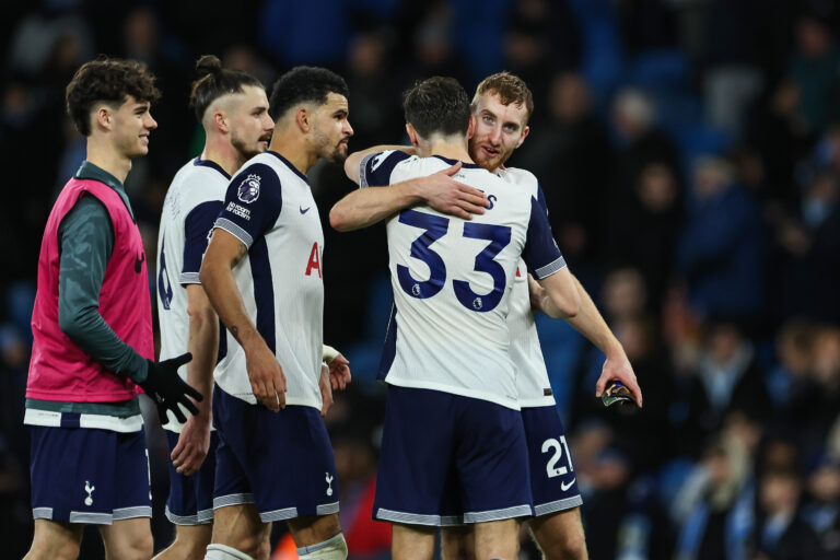 Dejan Kulusevski of Tottenham Hotspur and Ben Davies of Tottenham Hotspur celebrate at the end of the game during the Premier League match Manchester City vs Tottenham Hotspur at Etihad Stadium, Manchester, United Kingdom, 23rd November 2024

(Photo by Mark Cosgrove/News Images) in ,  on 11/23/2024. (Photo by Mark Cosgrove/News Images/Sipa USA)
2024.11.23 Manchester
pilka nozna liga angielska
Manchester City - Tottenham Hotspur
Foto Mark Cosgrove/News Images/SIPA USA/PressFocus

!!! POLAND ONLY !!!