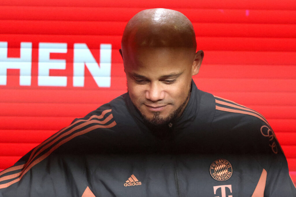 Trainer Vincent Kompany FCB Portraet, Portrait, Pressekonferenz, ist gut gelaunt Fussball / 1. BL / FC Bayern Munchen - FC Augsburg / 22.11.2024 / Allianz Arena / FOTO: Mladen Lackovic / LakoPress *** Coach Vincent Kompany FCB Portraet, Portrait, Press conference, is in a good mood Football 1 BL FC Bayern Munich FC Augsburg 22 11 2024 Allianz Arena PHOTO Mladen Lackovic LakoPress
2024.11.23 Monachium
pilka nozna liga niemiecka
FC Bayern Monachium - FC Augsburg
Foto IMAGO/PressFocus

!!! POLAND ONLY !!!