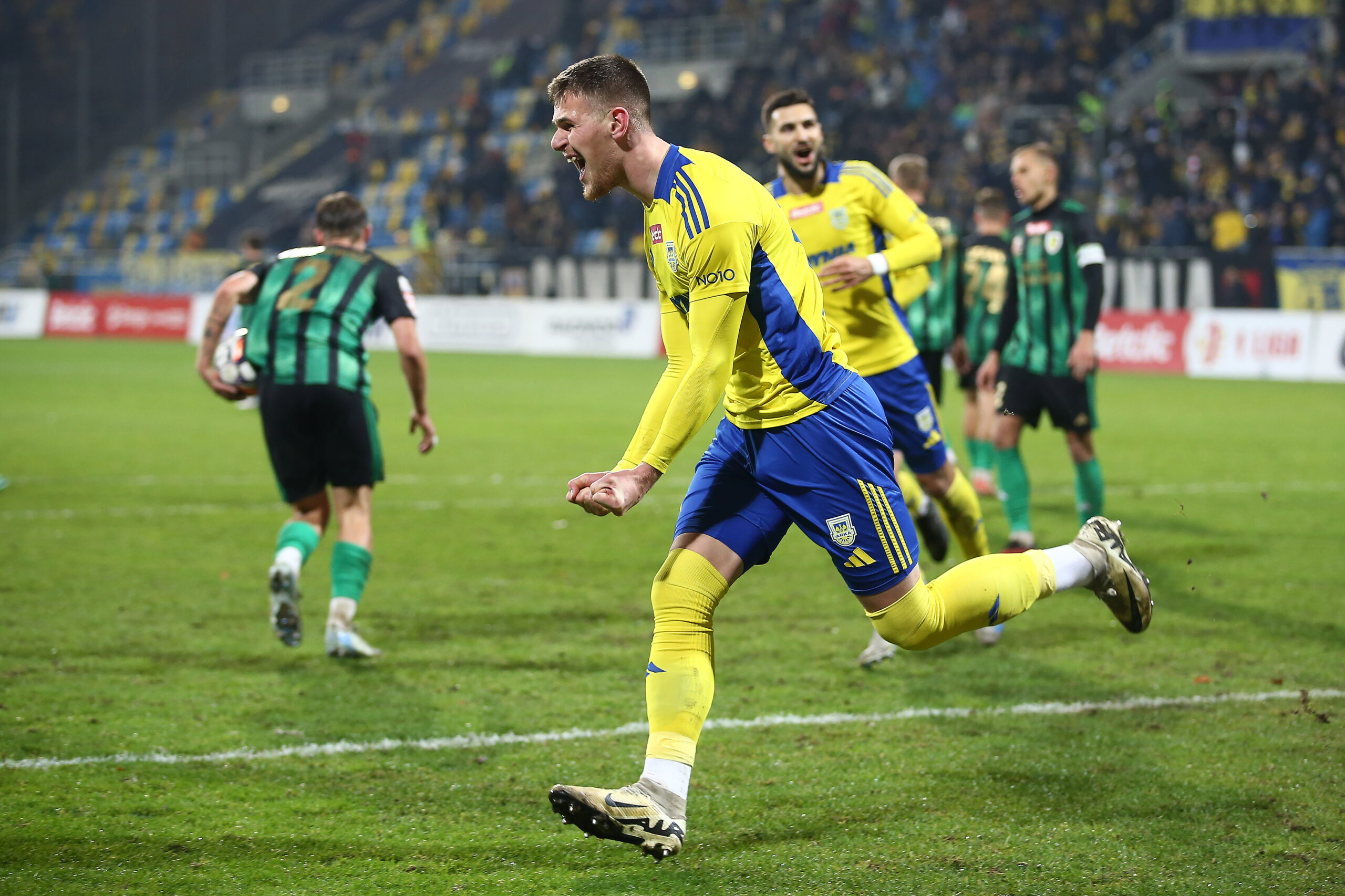 2024.11.24 Gdynia Pilka Nozna Betclic 1 liga sezon 2024/2025 Mecz Arka Gdynia - Stal Stalowa Wola N/z Karol Czubak gol bramka radosc Foto Piotr Matusewicz / PressFocus

2024.11.24 Gdynia
Football Polish first division season 2024/2025
Arka Gdynia - Stal Stalowa Wola
Karol Czubak gol bramka radosc
Credit: Piotr Matusewicz / PressFocus