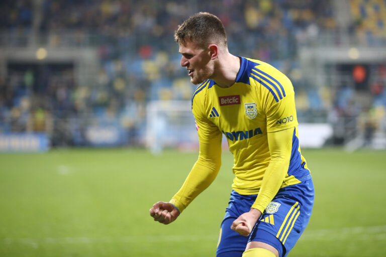 2024.11.24 Gdynia Pilka Nozna Betclic 1 liga sezon 2024/2025 Mecz Arka Gdynia - Stal Stalowa Wola N/z Karol Czubak gol bramka radosc Foto Piotr Matusewicz / PressFocus

2024.11.24 Gdynia
Football Polish first division season 2024/2025
Arka Gdynia - Stal Stalowa Wola
Karol Czubak gol bramka radosc
Credit: Piotr Matusewicz / PressFocus