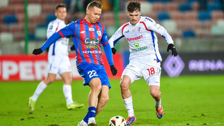 2024.11.24 Zabrze
Pilka nozna PKO BP Ekstraklasa Sezon 2024/2025
Gornik Zabrze - Piast Gliwice
N/z Tomasz Mokwa, Lukas Ambros
Foto Marcin Bulanda / PressFocus

2024.11.24 Zabrze
Football Polish PKO BP Ekstraklasa League Season 2024/2025
Gornik Zabrze - Piast Gliwice
Tomasz Mokwa, Lukas Ambros
Credit: Marcin Bulanda / PressFocus