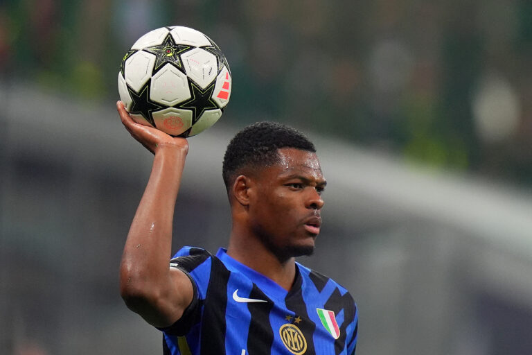 Inter MilanÕs Denzel Dumfries during the Uefa Champions League soccer match between Inter and Leipzig  at the San Siro Stadium in Milan, north Italy - Tuesday , November 26 , 2024. Sport - Soccer . (Photo by Spada/LaPresse) (Photo by Spada/LaPresse/Sipa USA)
2024.11.06 Mediolan
pilka nozna liga mistrzow
Inter Mediolan - RB Lipsk
Foto Spada/LaPresse/SIPA USA/PressFocus

!!! POLAND ONLY !!!