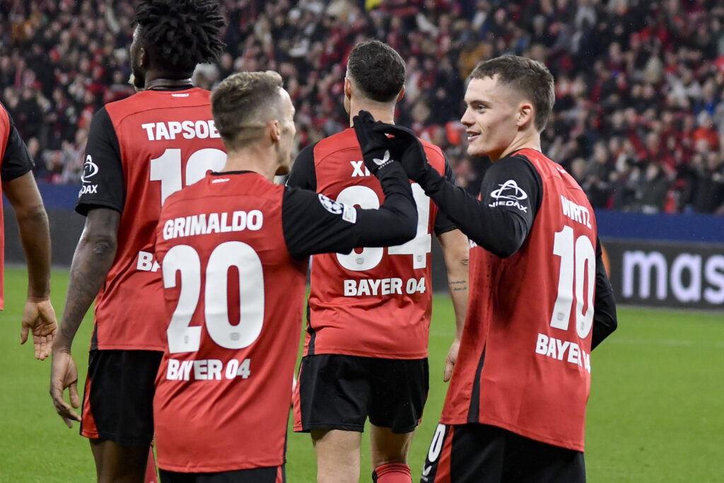 Florian Wirtz Leverkusen 10 jubelt nach dem Tor zum 3:0 mit Alex Grimaldo Leverkusen 20 26.11.2024 Fussball Champions League, Bayer Leverkusen vs RB Salzburg, BayArena, Leverkusen, NRW Germany *** Florian Wirtz Leverkusen 10 celebrates after scoring the 3-0 goal with Alex Grimaldo Leverkusen 20 26 11 2024 Soccer Champions League, Bayer Leverkusen vs RB Salzburg, BayArena, Leverkusen, NRW Germany Copyright: xpepphotox/xHorstxMauelshagenx pep00321, pep_20241126_hm_0317
2024.11.26 Leverkusen
pilka nozna liga mistrzow
Bayer 04 Leverkusen - FC Salzburg
Foto IMAGO/PressFocus

!!! POLAND ONLY !!!