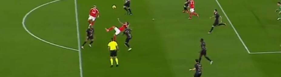 Co za przewrotka! Angel Di Maria z cudowną bramką dla Benfiki [WIDEO]