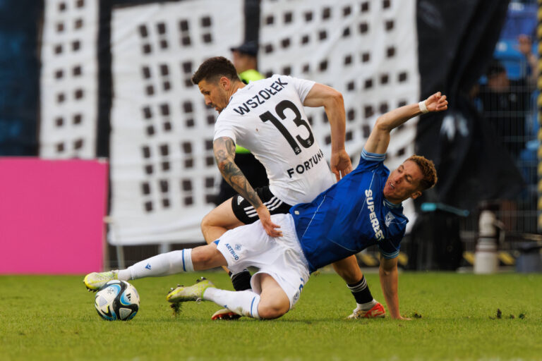 PaweĹ Wszolek, Joel Pereira during PKO BP Ekstraklasa game between Lech Poznan and Legia Warszawa at Enea Stadium, Poznan, Poland Poznan ENEA Stadium Poland Copyright: xMaciejxRogowskix lechlegiafull-092,Image: 873017465, License: Rights-managed, Restrictions: , Model Release: no, Credit line: Maciej Rogowski / imago sport / Forum