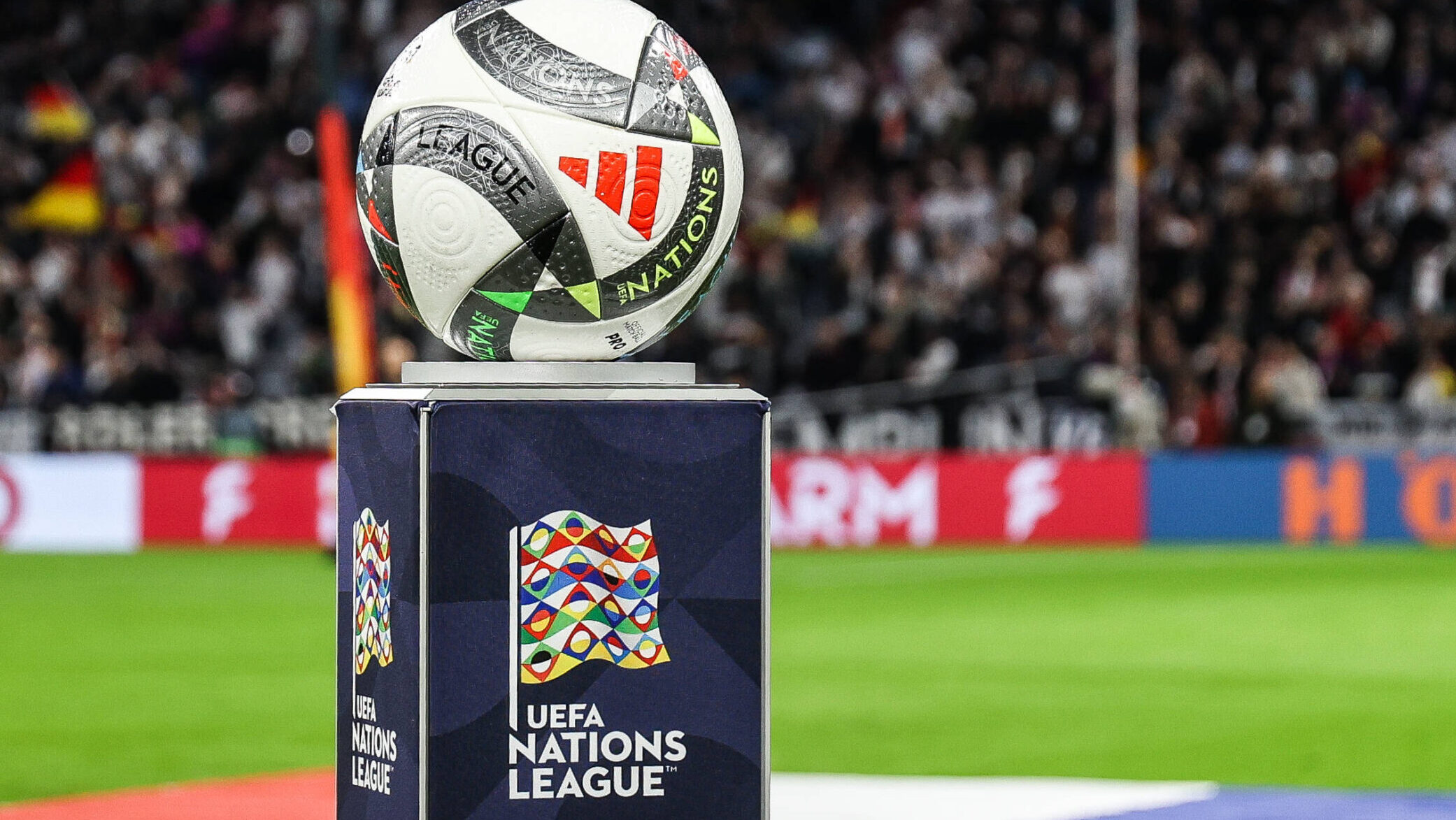 Fussball, UEFA Nations League Saison 2024/2025 Gruppe A3 - 4.Spieltag Deutschland vs Niederlande 14.10.2024, Allianz Arena München Spielball mit dem Logo der UEFA Nations League München Allianz Arena Bayern Deutschland *** Sports, Football, UEFA Nations League Season 2024 2025 Group A3 Matchday 4 Germany vs Netherlands 14 10 2024, Allianz Arena Munich Match ball with the logo of the UEFA Nations League Munich Allianz Arena Bayern Germany,Image: 921849460, License: Rights-managed, Restrictions: , Model Release: no, Credit line: Herbertz / Nico Herbertz / imago sport / Forum