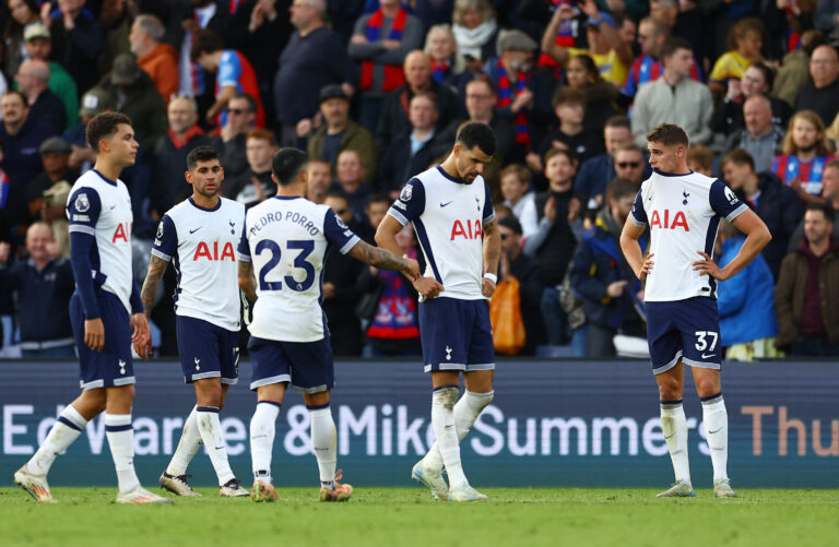 Soccer Football - Premier League - Crystal Palace v Tottenham Hotspur - Selhurst Park, London, Britain - October 27, 2024 Tottenham Hotspur&#039;s Micky van de Ven, Dominic Solanke and teammates look dejected after the match  EDITORIAL USE ONLY. NO USE WITH UNAUTHORIZED AUDIO, VIDEO, DATA, FIXTURE LISTS, CLUB/LEAGUE LOGOS OR &#039;LIVE&#039; SERVICES. ONLINE IN-MATCH USE LIMITED TO 120 IMAGES, NO VIDEO EMULATION. NO USE IN BETTING, GAMES OR SINGLE CLUB/LEAGUE/PLAYER PUBLICATIONS. PLEASE CONTACT YOUR ACCOUNT REPRESENTATIVE FOR FURTHER DETAILS..,Image: 927056161, License: Rights-managed, Restrictions: NO USE WITH UNAUTHORIZED AUDIO, VIDEO, DATA, FIXTURE LISTS, CLUB/LEAGUE LOGOS OR “LIVE” SERVICES. ONLINE IN-MATCH USE LIMITED TO 45 IMAGES, NO VIDEO EMULATION. NO USE IN BETTING, GAMES OR SINGLE CLUB/LEAGUE/PLAYER PUBLICATIONS., Model Release: no, Credit line: Matthew Childs / Reuters / Forum