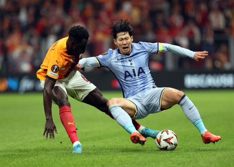 ISTANBUL, TURKIYE - NOVEMBER 07: Davinson Sanchez of Galatasaray and Heung-Min Son of Tottenham Hotspur compete during the UEFA Europa League 4th week match between Galatasaray and Tottenham Hotspur at Ali Sami Yen Sports Complex in Istanbul, Turkiye on November 7, 2024. Erhan Sevenler / Anadolu/ABACAPRESS.COM,Image: 931619978, License: Rights-managed, Restrictions: , Model Release: no, Credit line: AA/ABACA / Abaca Press / Forum