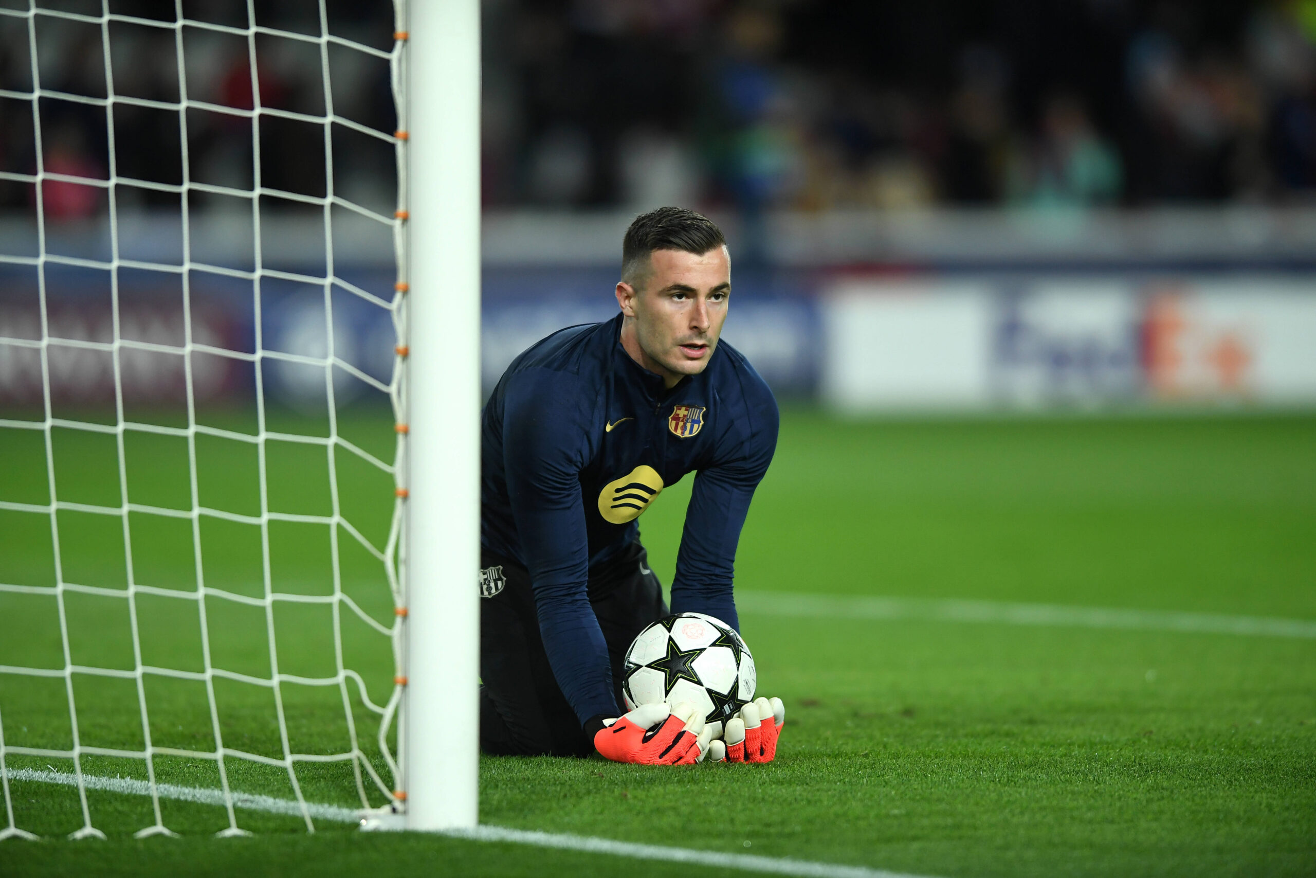 FC Barcelona, Barca v STADE BRESTOIS OLIMPIC STADIUM LLUIS COMPANYS. MONTJUIC,BARCELONA. NOVEMBER 26,2024 FC BARCELONA vs Stade Brestois November 26,2024 Inaki Pena 13 goalkeeper of FC Barcelona warms up before the UEFA Champions League 2024/25 League Phase match between FC Barcelona and Stade Brestois at Olimpic Stadium Lluis Companys of MontjuĂc in Barcelona, Spain. Barcelona ESP Copyright: xS.xRosx,Image: 939786426, License: Rights-managed, Restrictions: , Model Release: no, Credit line: S. Ros / imago sport / Forum