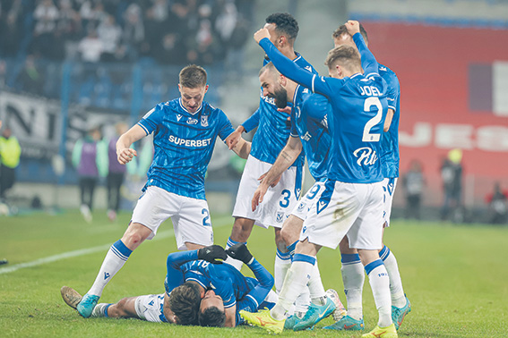 2024.11.10 Poznan
Pilka nozna Ekstraklasa sezon 2024/2025
Lech Poznan -  Legia Warszawa
N/z Afonso Sousa gol radosc bramka Ali Gholizadeh Mikael Ishak Radoslaw Murawski
Foto Pawel Jaskolka / PressFocus

2024.11.10 Poznan
Football Polish Ekstraklasa season 2024/2025
Lech Poznan - Legia Warszawa
Credit: Pawel Jaskolka / PressFocus