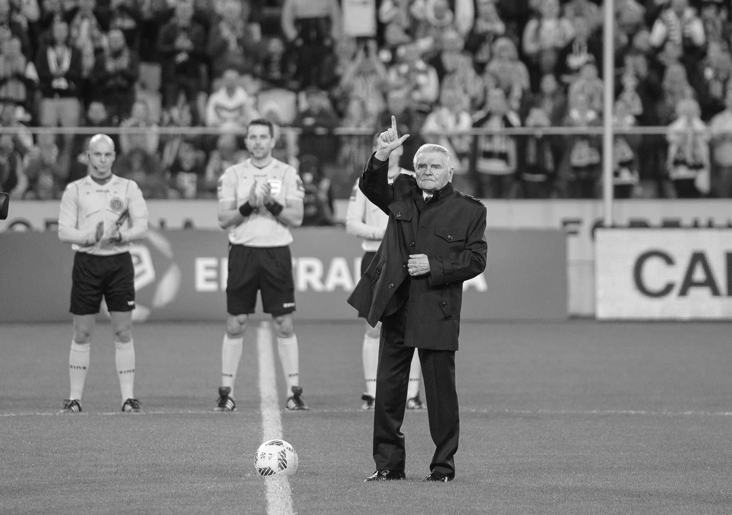 2016.04.15 , Warszawa ,  Pilka nozna , Ekstraklasa sezon 2015/2016 
Mecz Legia Warszawa - Lech Poznan
N/Z Lucjan Brychczy
FOTO Rafal Oleksiewicz / PressFocus