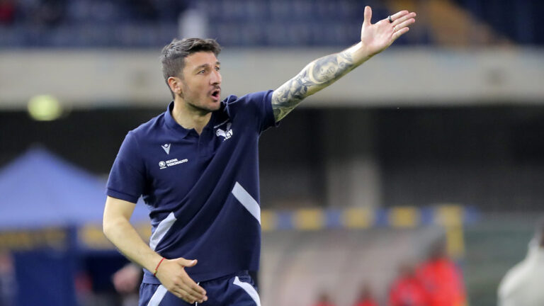 Foto Paola Garbuio/LaPresse 21 Aprile 2023 - Verona, Italia - sport, calcio -Hellas Verona vs Bologna  - Campionato italiano di calcio Serie A TIM 2022/2023 - Stadio Marcantonio Bentegodi. Nella foto:
Salvatore Bocchetti
April 21, 2023 Verona, Italy - sport, calcio -Hellas Verona vs Bologna - Italian Serie A Football Championship 2022/2023 - Marcantonio Bentegodi Stadium. In the pic:  
Salvatore Bocchetti (Photo by Paola Garbuio/LaPresse/Sipa USA)
2023.04.21 verona
pilka nozna liga wloska
Hellas Verona - Bologna
Foto Paola Garbuio/LaPresse/SIPA USA/PressFocus

!!! POLAND ONLY !!!