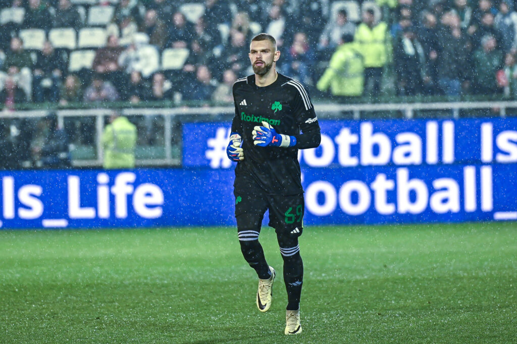 69 Bartlomiej Dragowski of Panathinaikos FC is playing during the Greek Cup, match between Panathinaikos FC and Paok FC at Apostolos Nikolaidis Stadium, on February 21, in Athens, Greece (Photo by Stefanos Kyriazis/IPA Sport / ip/IPA/Sipa USA)
2024.02.21 Ateny
pilka nozna , Puchar Grecji
Panathinaikos Ateny - PAOK Saloniki
Foto Stefanos Kyriazis/IPA Sport/ipa-agency.net/SIPA USA/PressFocus

!!! POLAND ONLY !!!