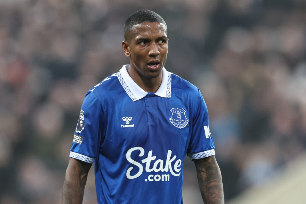 Ashley Young of Everton during the Premier League match Newcastle United vs Everton at St. James&#039;s Park, Newcastle, United Kingdom, 2nd April 2024

(Photo by Mark Cosgrove/News Images) in Newcastle, United Kingdom on 4/2/2024. (Photo by Mark Cosgrove/News Images/Sipa USA)
2024.04.02 Newcastle
Pilka nozna , liga angielska
Newcastle United - Everton
Foto Mark Cosgrove/News Images/SIPA USA/PressFocus

!!! POLAND ONLY !!!